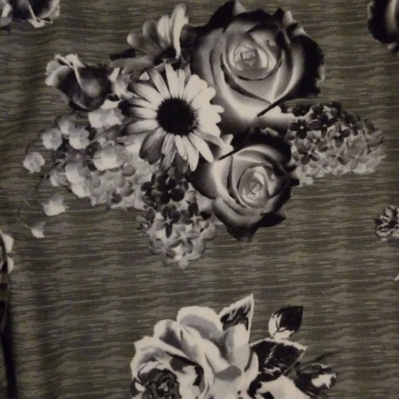 Juniors SO floral leggings - Picture 4 of 4